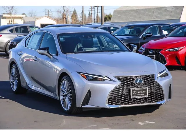 
								New 2023 Lexus IS 300 full									