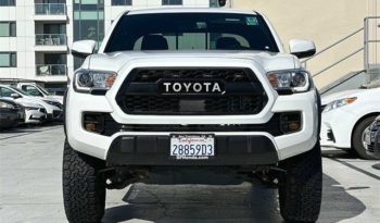 
										Used 2021 Toyota Tacoma full									