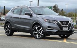Used 2022 Nissan Rogue