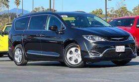 Used 2017 Chrysler Pacifica