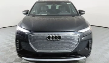 
										New 2023 Audi Q4 e-tron full									