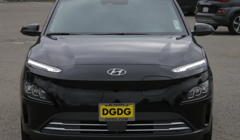 
								New 2023 Hyundai Kona full									