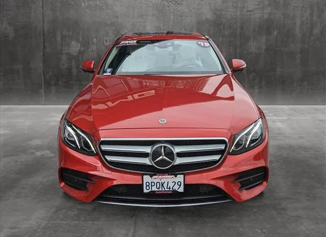 
								Used 2019 Mercedes-Benz E 300 full									