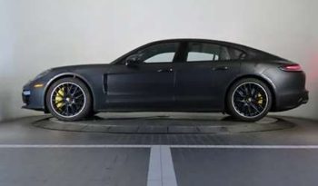 
										Used 2022 Porsche Panamera full									