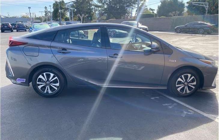 
								Used 2018 Toyota Prius Prime full									