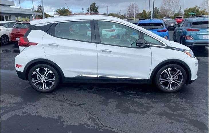 
								Used 2017 Chevrolet Bolt full									