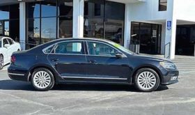 Used 2017 Volkswagen Passat