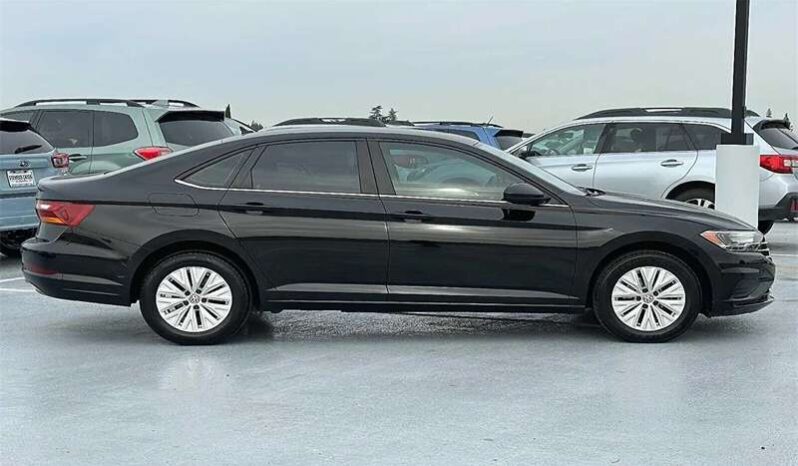 
								Used Volkswagen Jetta full									