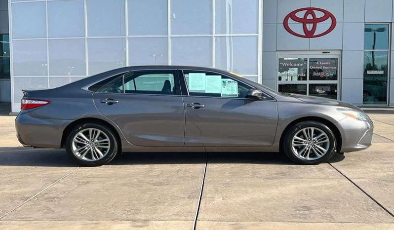 
								Used 2015 Toyota Camry full									