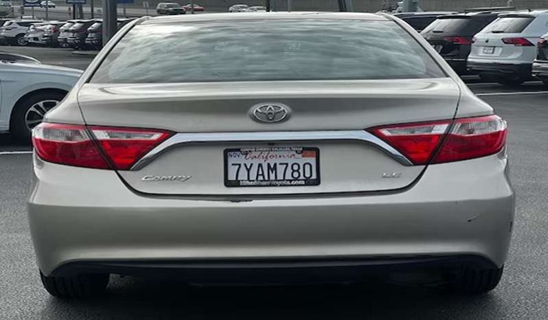 
								Used 2015 Toyota Camry full									