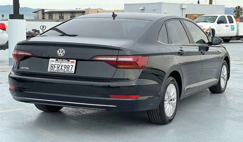 
								Used Volkswagen Jetta full									