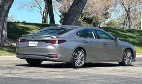 Used 2020 Lexus ES 300h