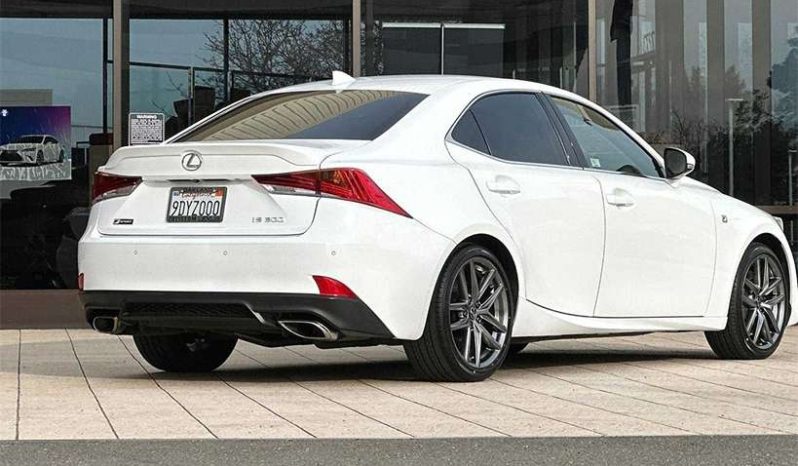 
								Used 2019 Lexus IS 300 full									