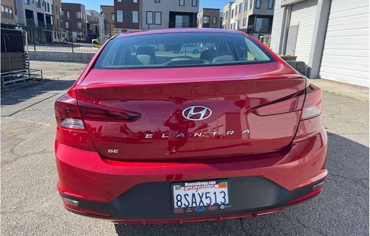 
								Used 2020 Hyundai Elantra full									