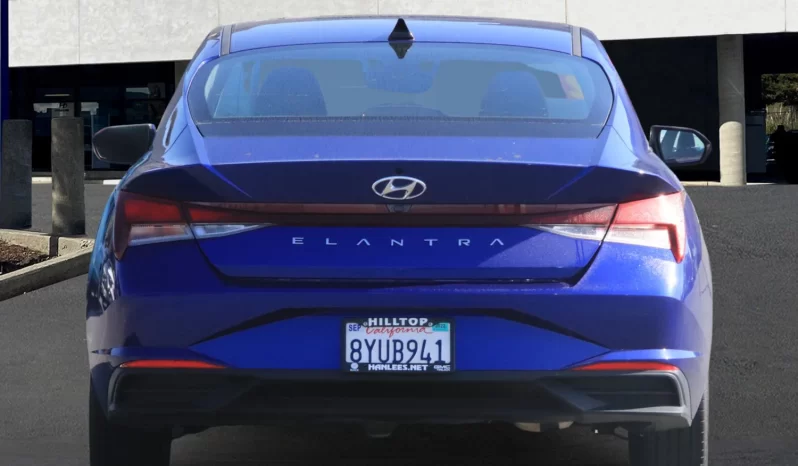 
								Used 2022 Hyundai Elantra full									