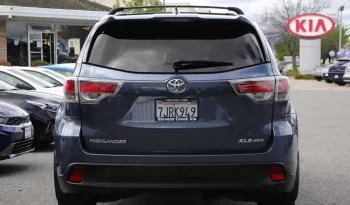 
										Used 2015 Toyota Highlander full									