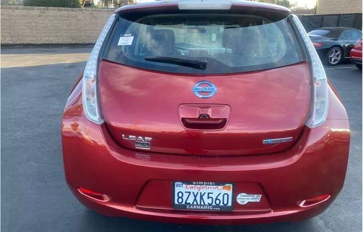 
								Used 2015 Nissan Leaf full									