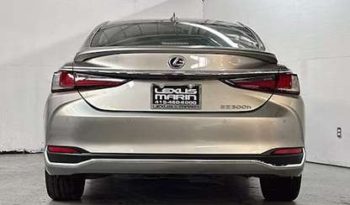 
										Used 2021 Lexus ES 300h full									