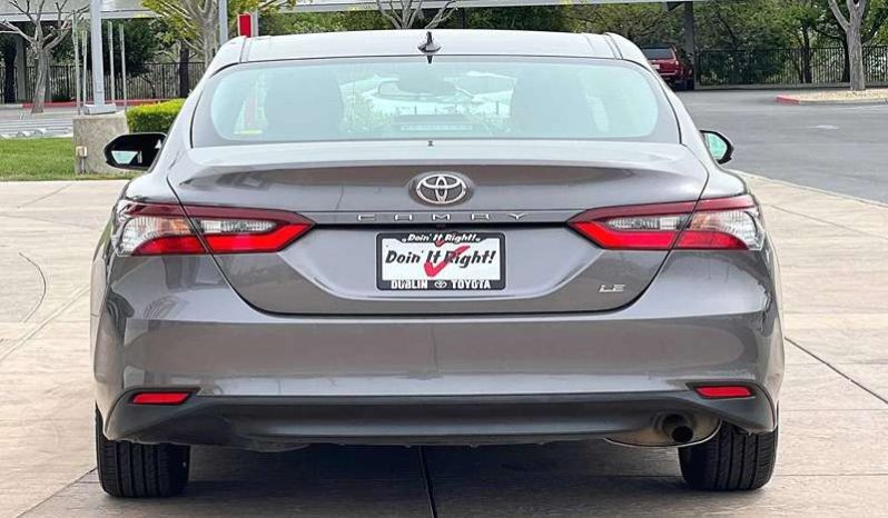 
								Used 2021 Toyota Camry full									