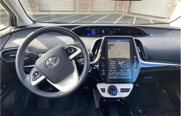 
								Used 2018 Toyota Prius Prime full									