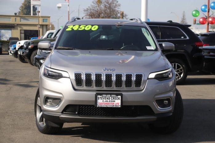 
								Used 2020 Jeep Cherokee full									