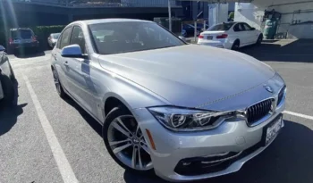 
										Used 2018 BMW – 330e full									