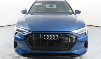 
										Used 2022 Audi e-tron full									