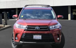 Used 2017 Toyota Highlander