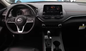 Used 2021 Nissan Altima Nissan