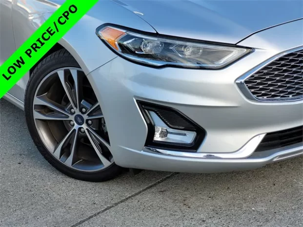 
								Used 2019 Ford Fusion full									