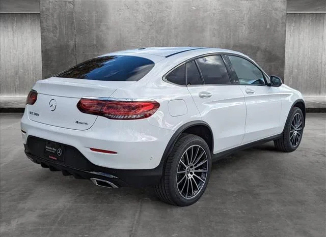 
								New 2023 Mercedes-Benz GLC 300 full									