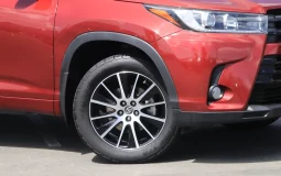 Used 2017 Toyota Highlander