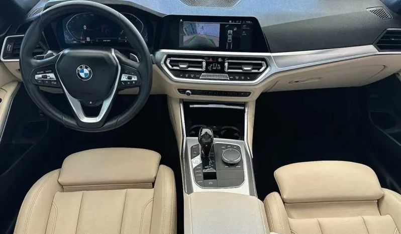 
								Used 2020 BMW – 330e full									