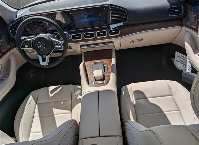 
								New 2023 Mercedes-Benz GLS 450 full									