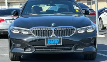 
										Used 2019 BMW – 330e full									