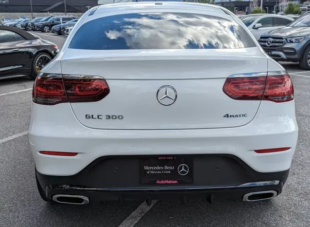 
								New 2023 Mercedes-Benz GLC 300 full									