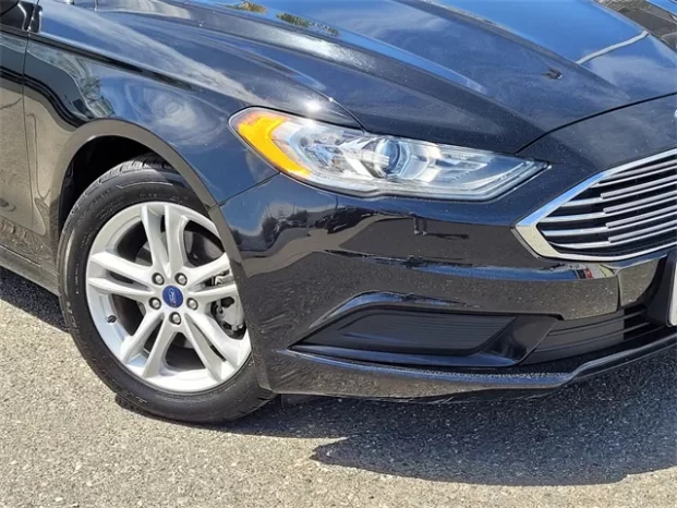 
								Used 2018 Ford Fusion full									