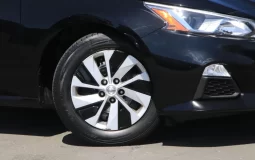 Used 2020 Nissan Altima Nissan